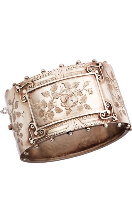 OLIVIA COLLINGS ANTIQUE JEWELRY   Silver Floral Bangle
