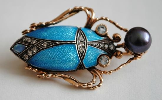 Gold scarab brooch. Russia. Circa 1910's - guilloche enamel, diamonds in sil...
