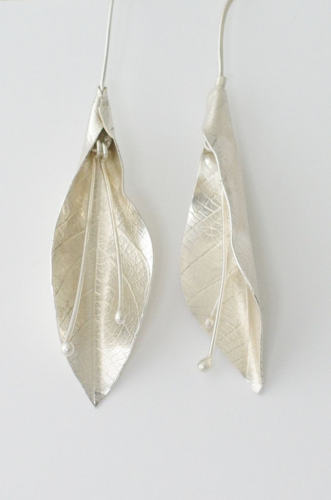 Leaf embossed silver earrings