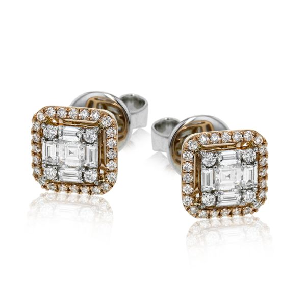 These two-tone 18k gold stud earrings feature a diamond mosaic in the center, su...