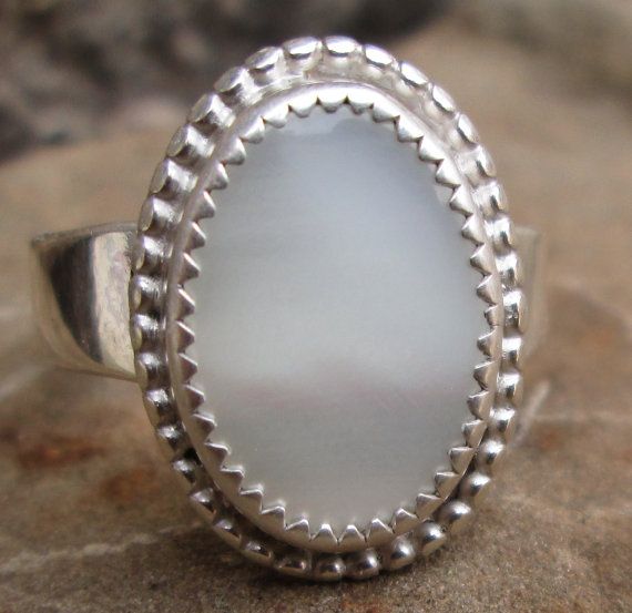 Mother of Pearl and Sterling silver ring by PapasSterlingJewels