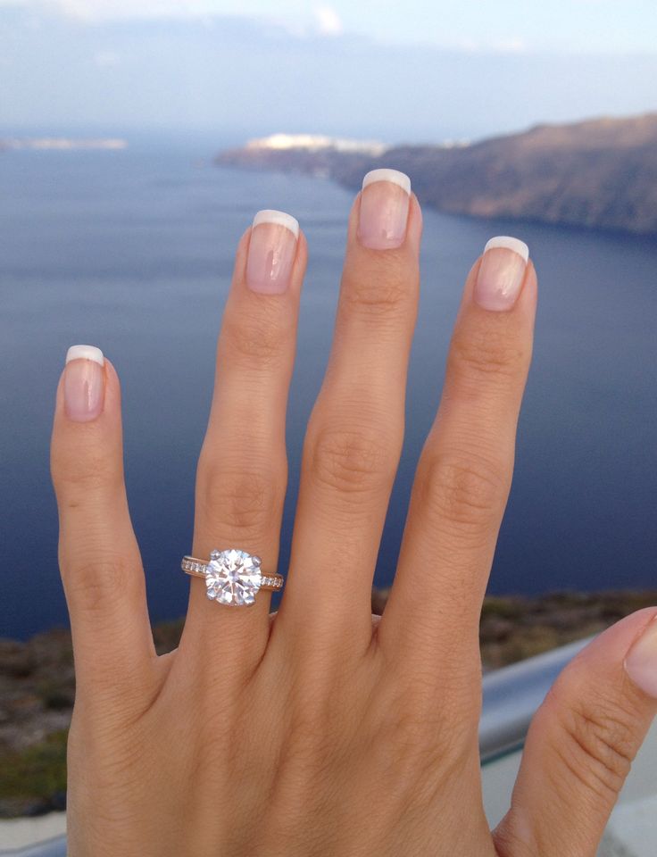 This girl's ring is AMAZING.