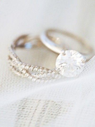 simple engagement ring (love) absolutely love the wedding band - The Beauty Thes...