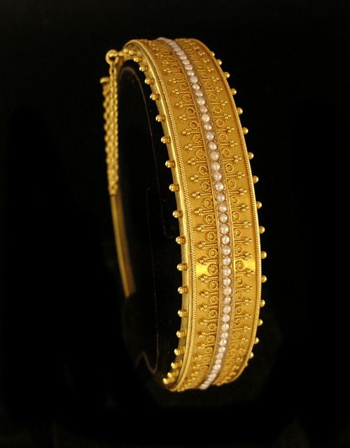 15 kt yellow gold seed pearl bracelet by Castellani, a firm that specialized in...