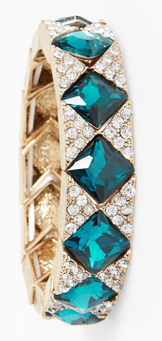 This crystal stretch bracelet will add a touch of vintage-inspired glamour to an...