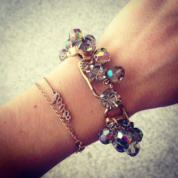 sparkle & shine in this fabulous vintage bracelet!