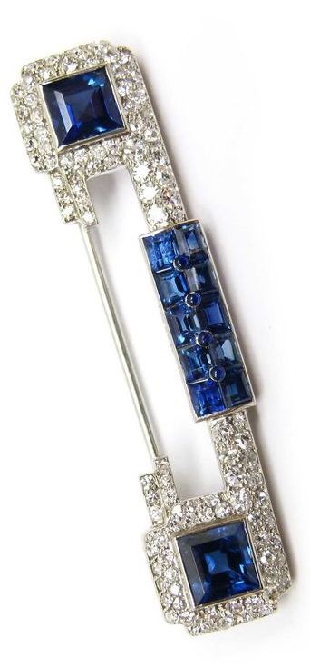 Art Deco sapphire and diamond bar brooch by Cartier, Paris 1928