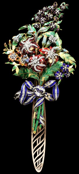 Spray ornament. Spain. 1790-1800. Gold, enamelled, with rose-cut and brilliant-c...