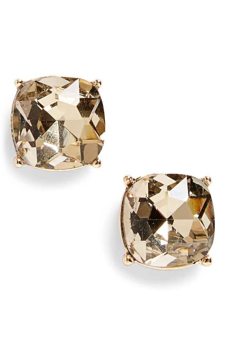 These shiny gold stud earrings are perfect for everyday wear.