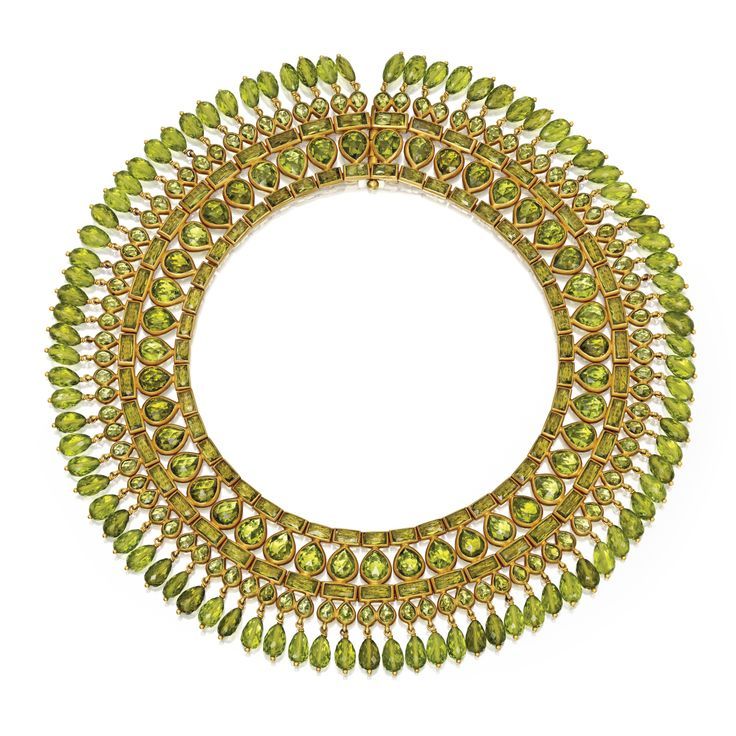 Peridot and gold necklace.