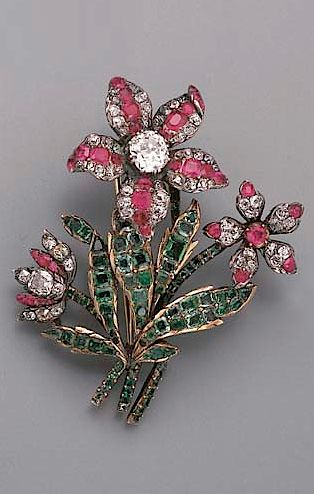 A RARE 18TH CENTURY GEM-SET FLORAL BROOCH Designed as three old-cut diamond and...