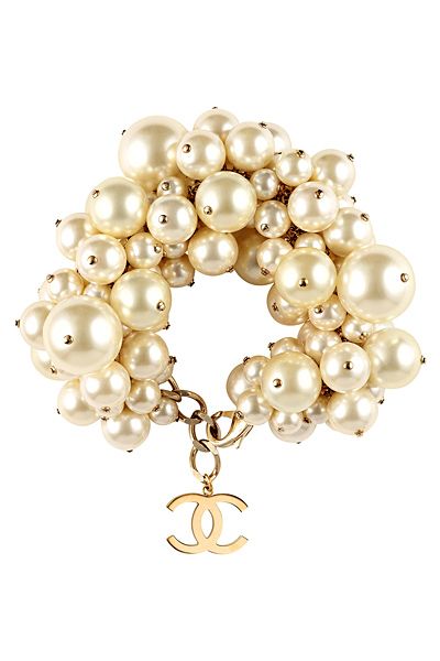 Chanel Ultimate Pearls ♥♥