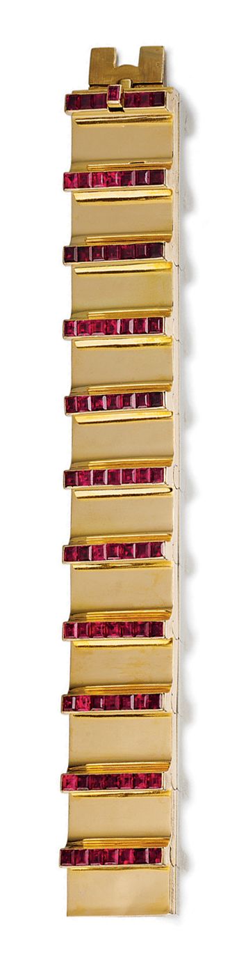 YELLOW GOLD AND RUBY BRACELET, CARTIER,  CIRCA 1936