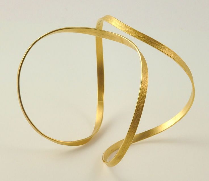 Bracelet | Doretta Tondi. 22k solid gold
