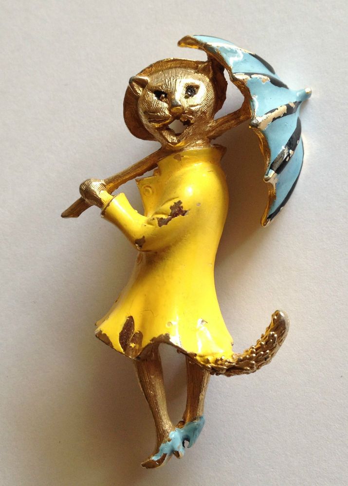 $27.50 Vintage Signed Puccini Enamel 3D Figural Lady Cat with umbrella Brooch pi...