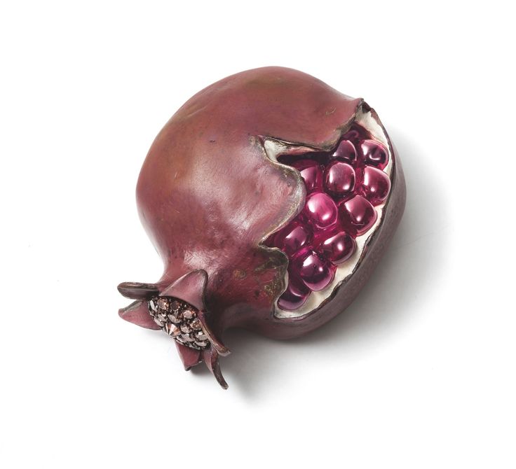 Hemmerle ‘Pomegranate’ brooch – diamonds, rubellites, gold, silver, copper