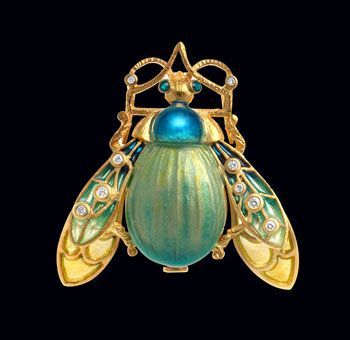 Masriera pendant brooch. Spanish jeweller Luis Masriera (1872-1958) was born int...