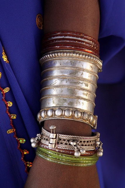 Gujarat bracelets: WOW! Love!!