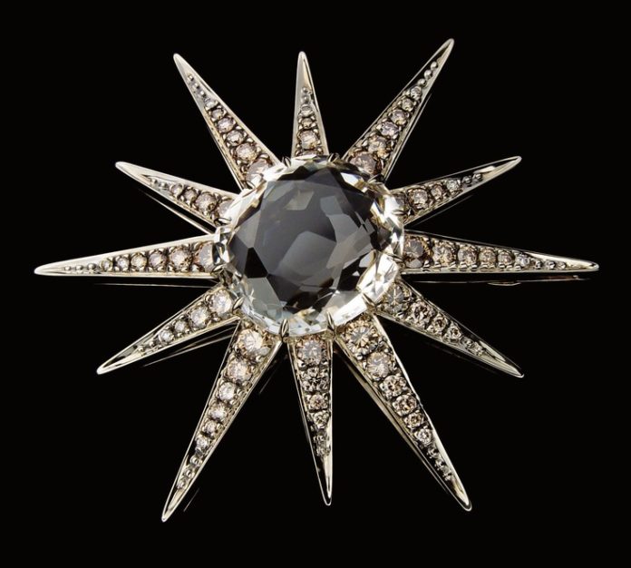 Brooches Jewels : H.Stern Moonlight brooch in 18K Noble Gold with ...