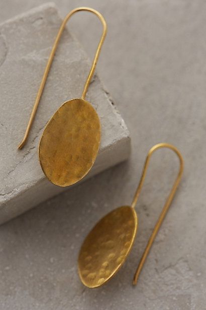 Hammered Disc Earrings #anthrofave #anthropologie.com