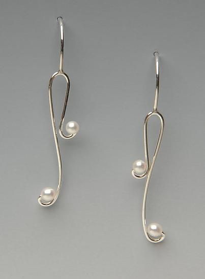 Lonna Keller 'delicate pearls' @ artfulhome.com
