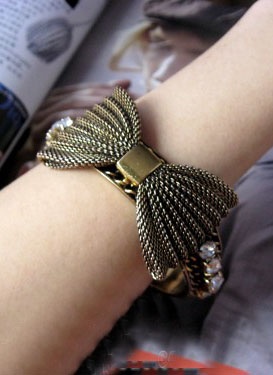Gold Crystal Chain Bow Bracelet