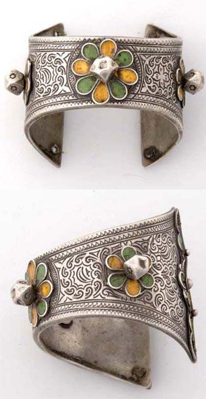 Morocco | Bracelet from Tahala | Silver and enamel | ca. 1900