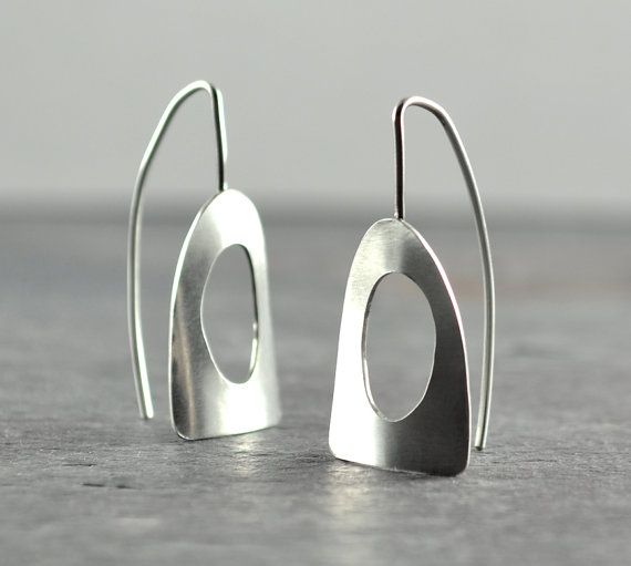 Modern Geometric Silver Earrings in a Paddle por ChristinaSteward, $59.00