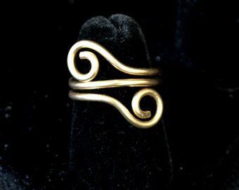 adjustable wire ring. Sterling silver or 14K gold filled ring. Yin and Yang. #wi...