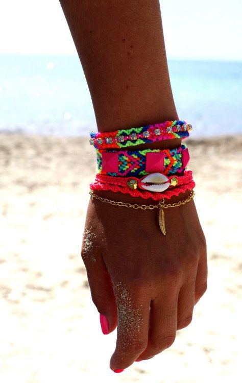 Colorful beachy bracelets.