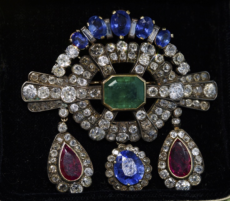 This antique brooch from the 1850’s boasts all the hallmarks of the Early Vict...