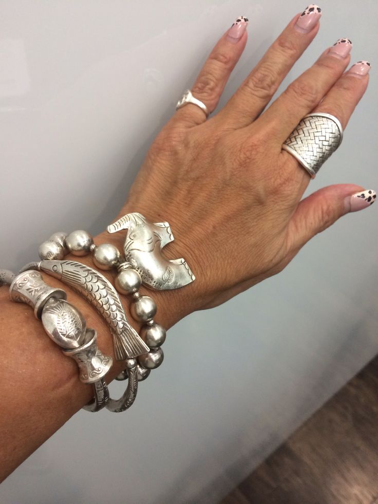Pretty silver bracelet