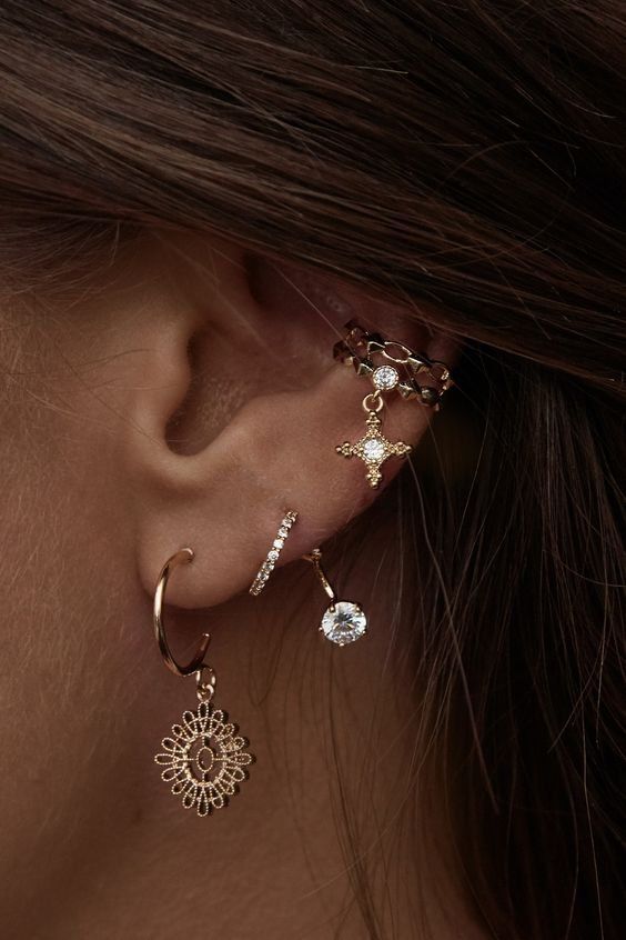 Earrings | Jewelry | Gold Earrings | Silver Earrings | Inspiration | More on Fas...