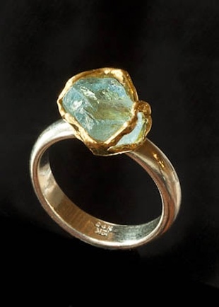 Natural aquamarine gem nested in a 24k gold setting on a 12k white gold ring | C...