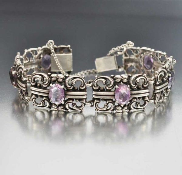 Bracelets : Sparkling natural amethyst gemstones glisten in this ...