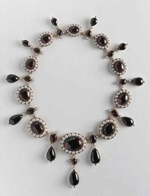 Empress Josephine's Pearl And Garnet Necklace