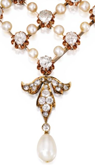 Gold, diamond and pearl necklace, circa 1900.