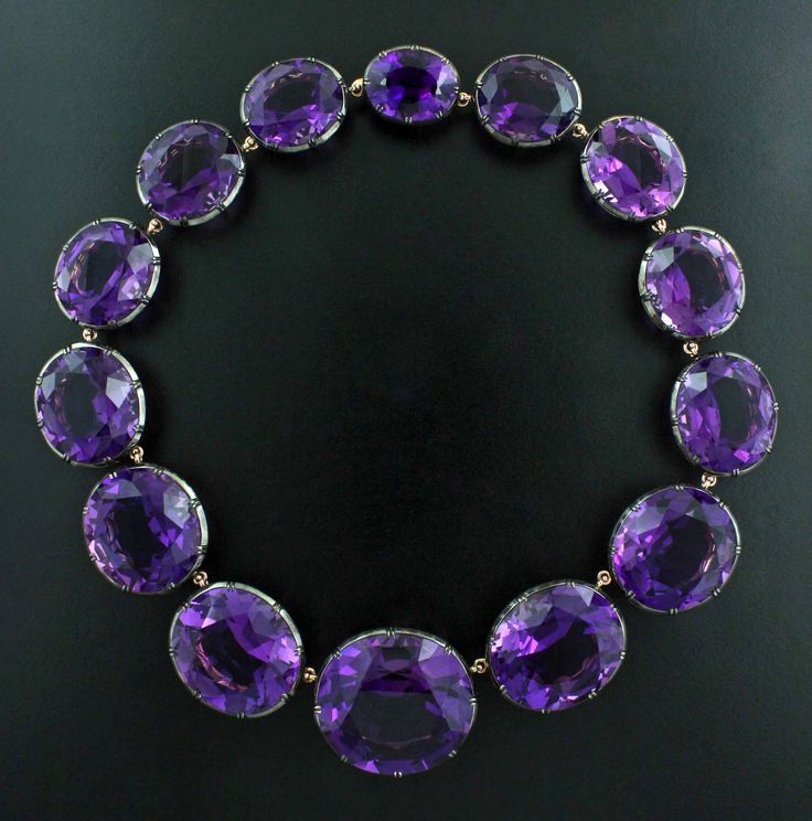 Necklace Collection : Amethyst silver and gold rivière by James de Givenchy.