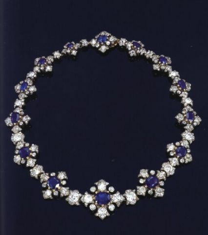 Queen Victoria's sapphire necklace