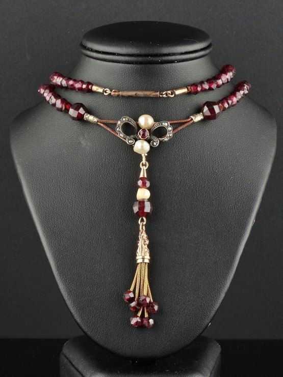 Victorian garnet pearl and  diamond  necklace, c.early 1900s