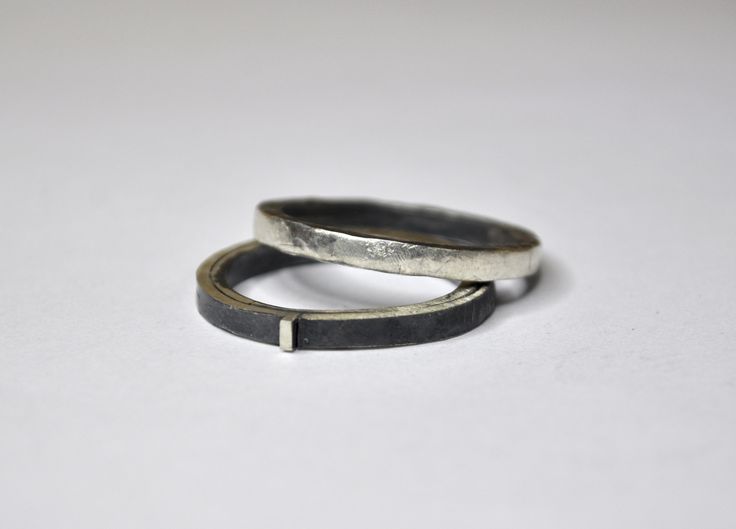 Alberto Dávila - silver wedding rings