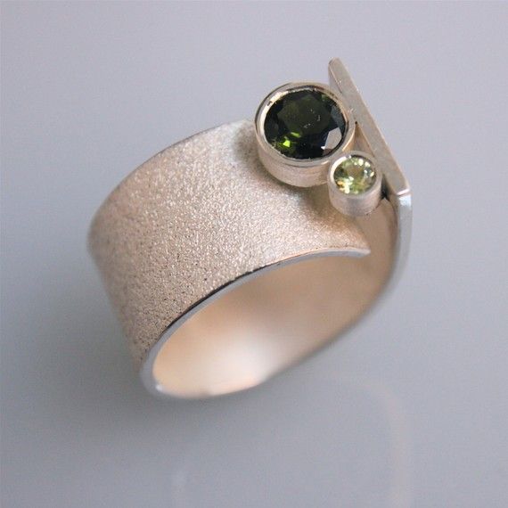 Andreas Schiffler | This ring is made of sterling silver. It has a 3mm periodot ...