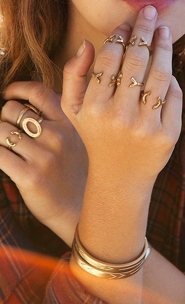 knuckle rings