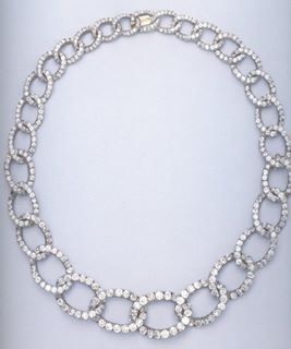 Grand Duchess Ella's famous chain link diamond necklace