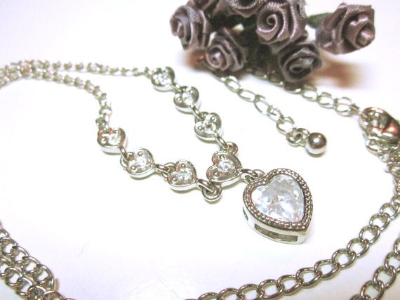 #jewelry #heart #pendant #giftforher #valentinesday #giftideas #sweetheart #neck...