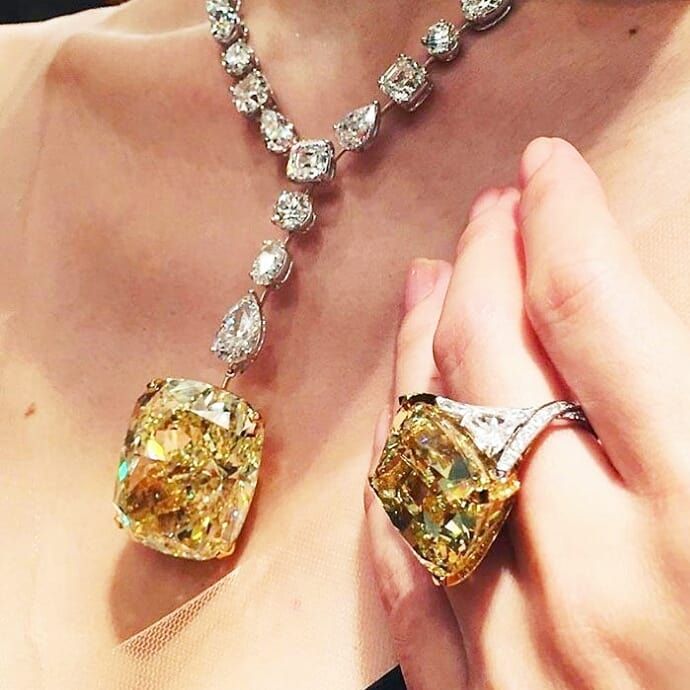 @civetta_rossa on Instagram: “@saudi.jewelrs.”