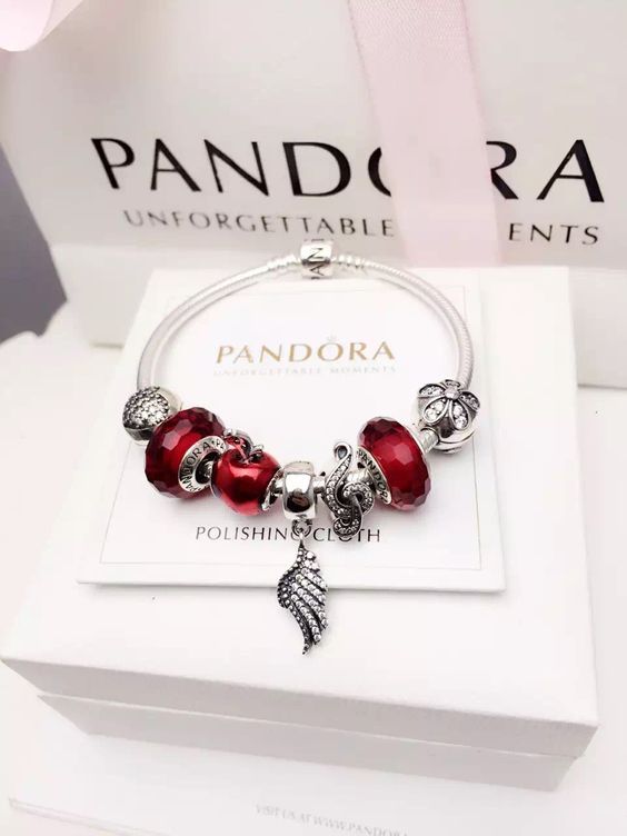 50% OFF!!! $199 Pandora Charm Bracelet Red. Hot Sale!!! SKU: CB02088 - PANDORA B...