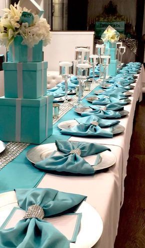 Love what they've done with the napkins at this Tiffany's Bridal Bash!! Such a g...