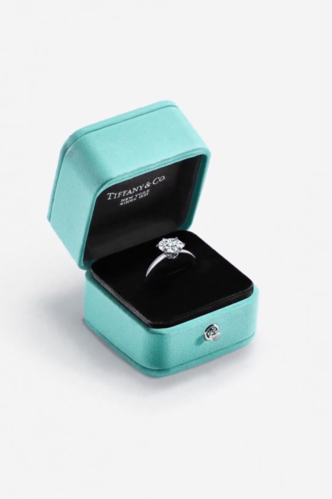 Introducing Tiffany’s Diamond Source Initiative: a significant step for diamon...